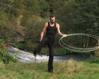 hooping one handed step in