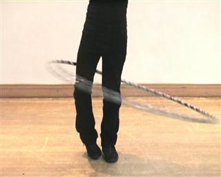 hooping knee circles